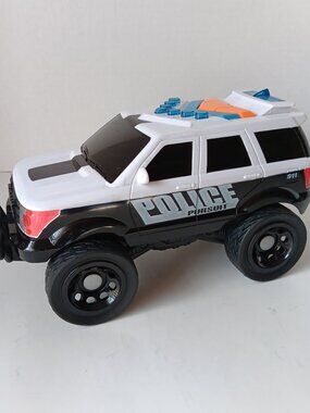 The Maxx Action Police Cruiser (by Sunny Days Entertainment) -Batteries Included